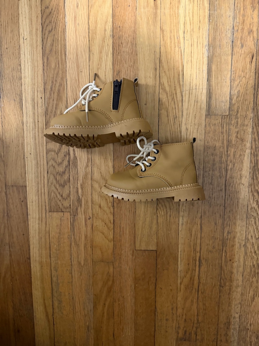Queens size 6 toddler work boots